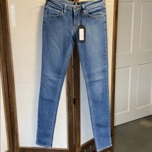 NWT stretch skinny jeans